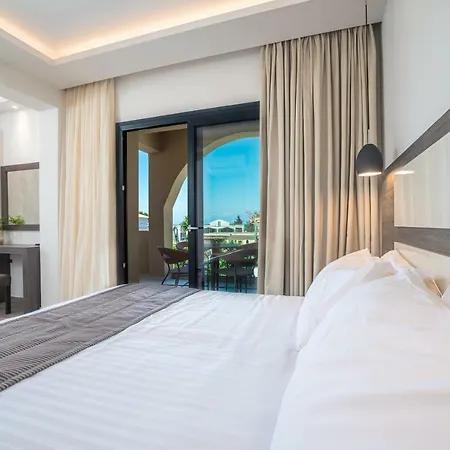 Апарт-отель Abaton Luxury 3*